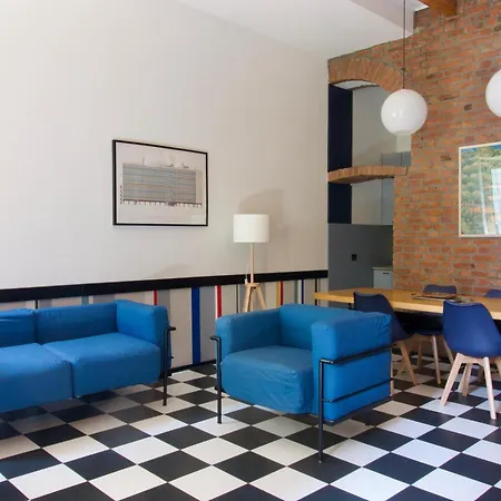 Bocconi Color Apartment-2